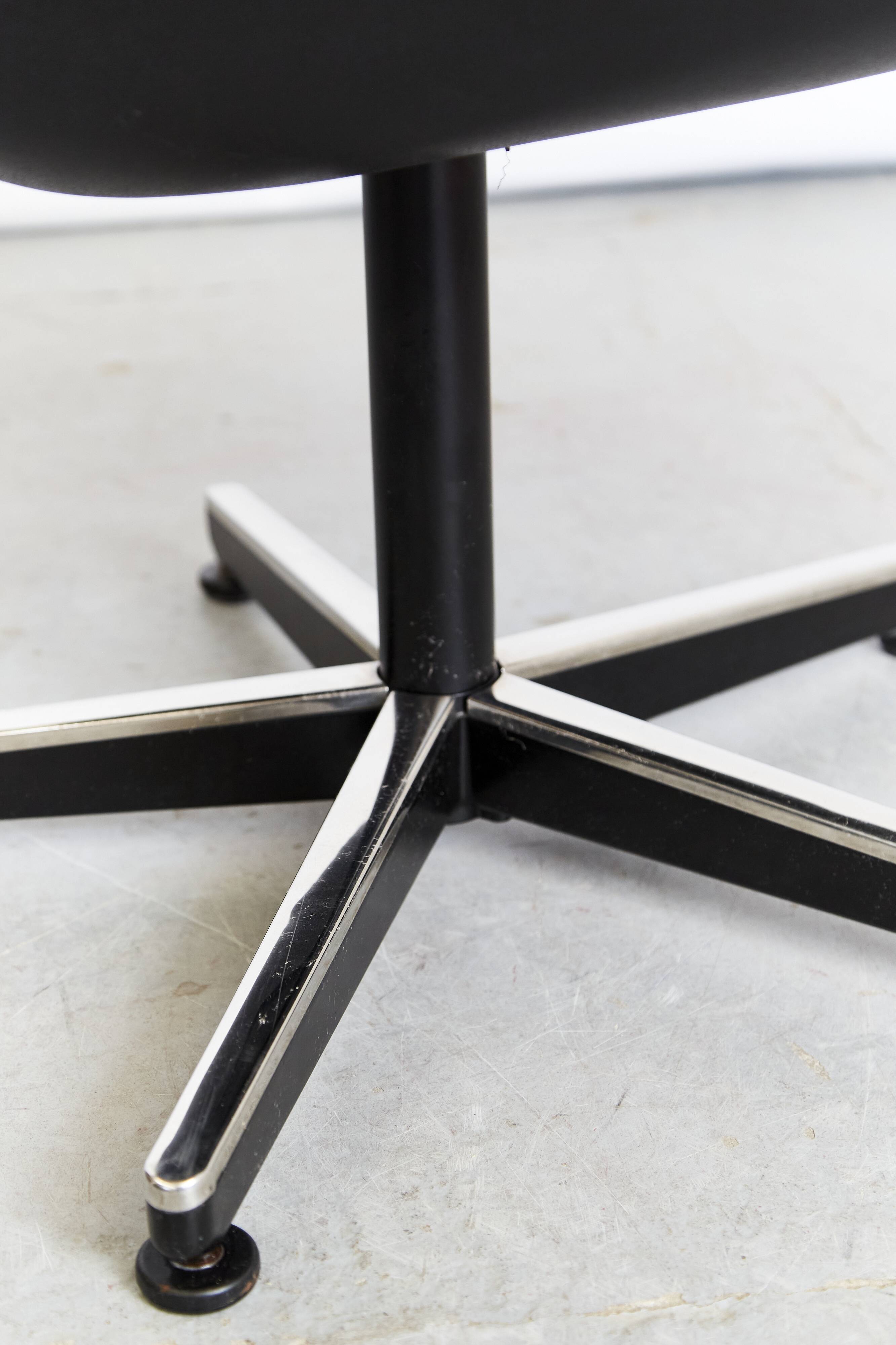 Charles Pollock, Executive Chair of Knoll International