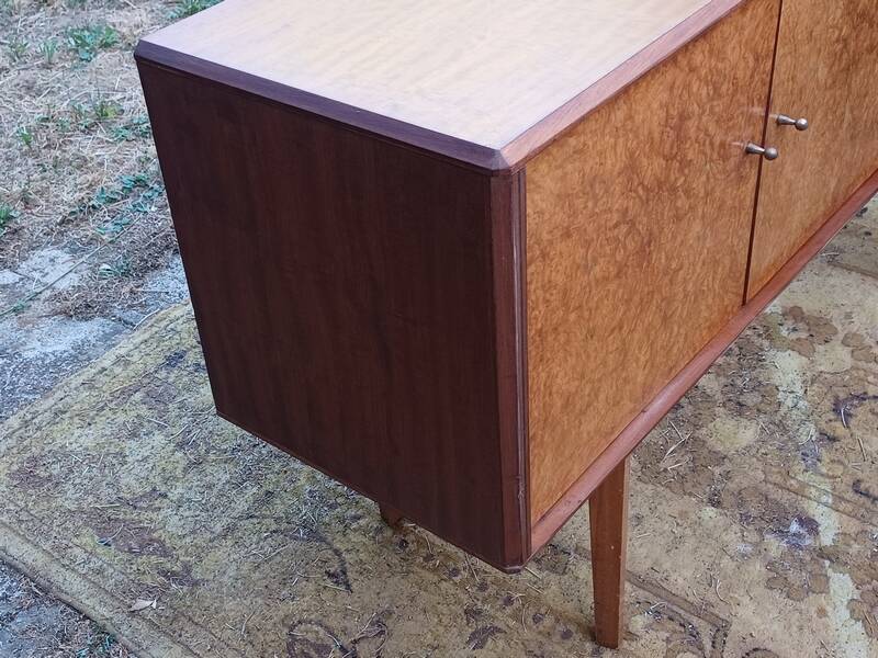 Vintage Scandinavian style sideboard in elm from the 1960s - Low buffet