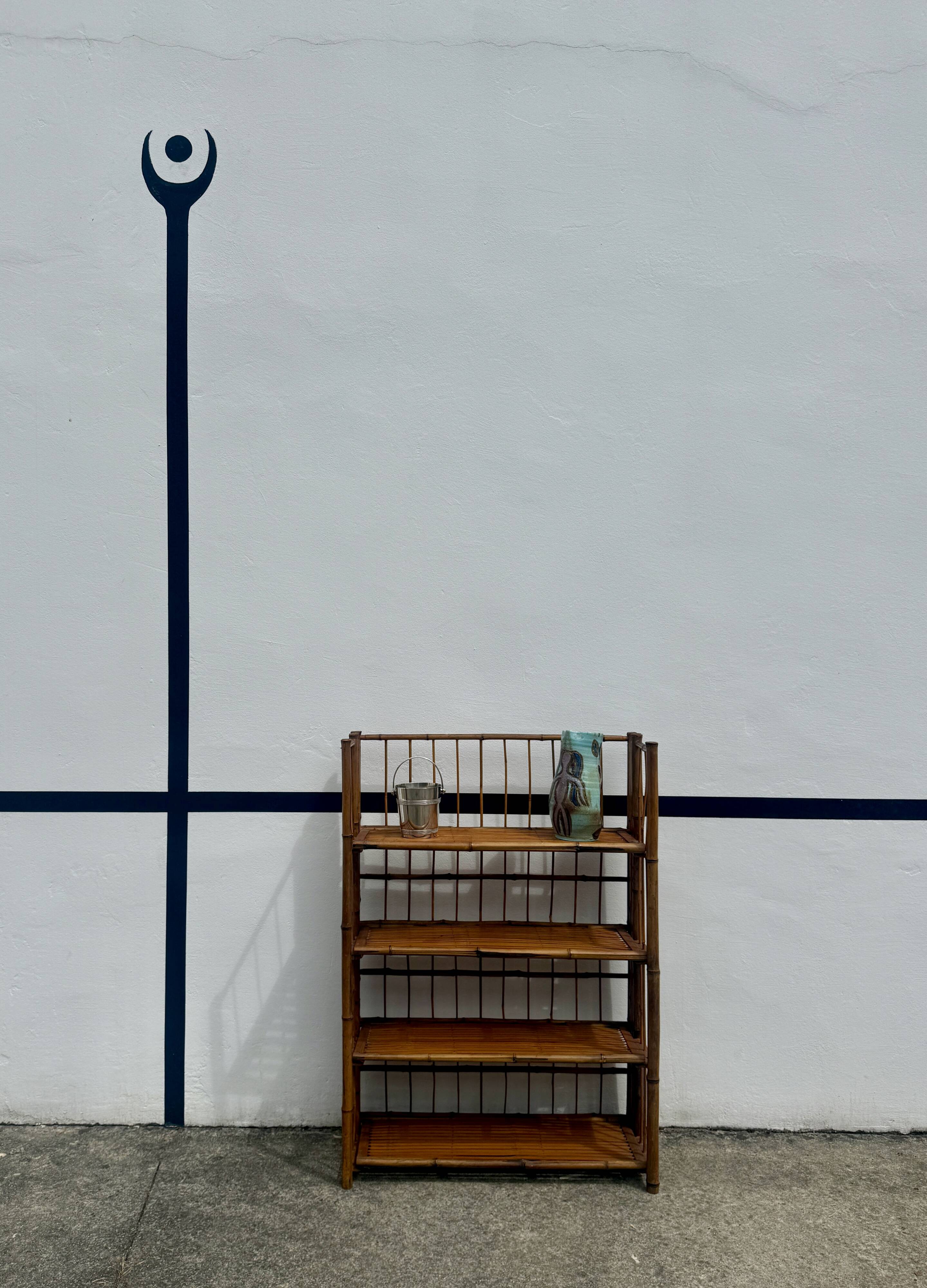 Italian foldable shelf for kitchen utensils in bamboo