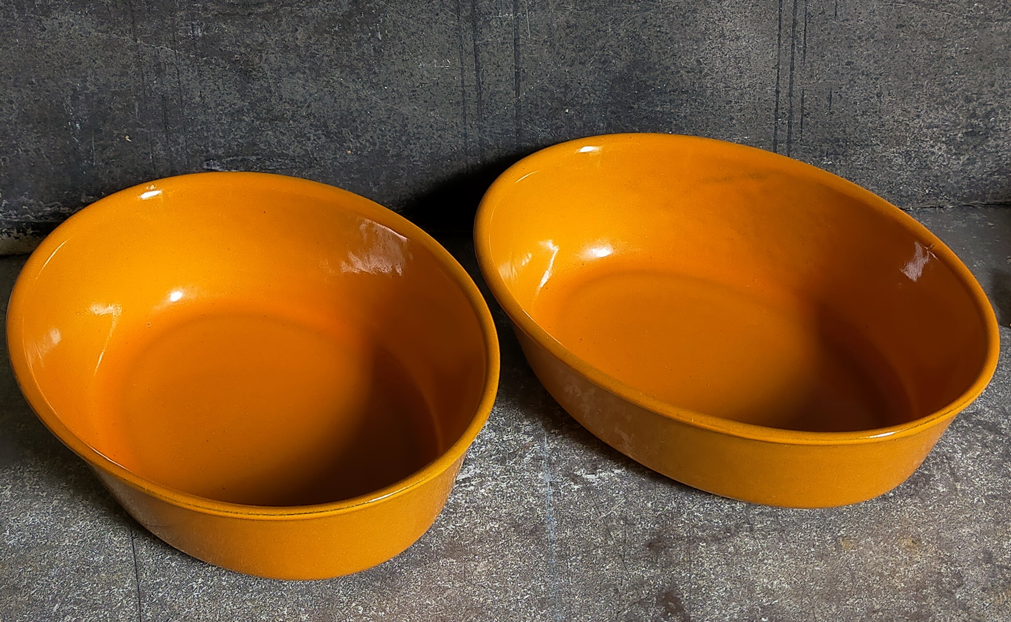 Duo of enamelled cast iron dishes Made in France LE CREUSET vintages