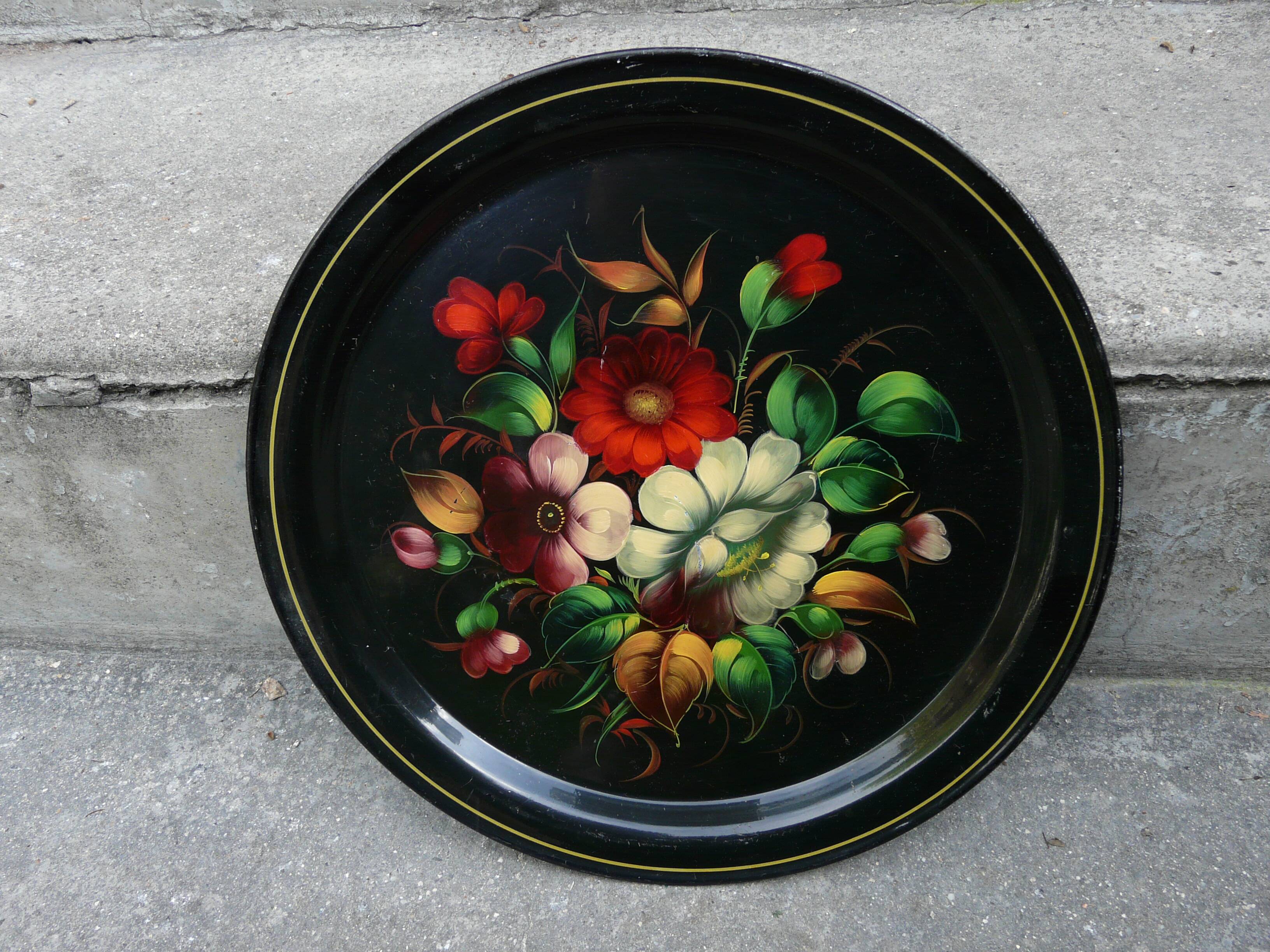 metal tray Russian art flower decor