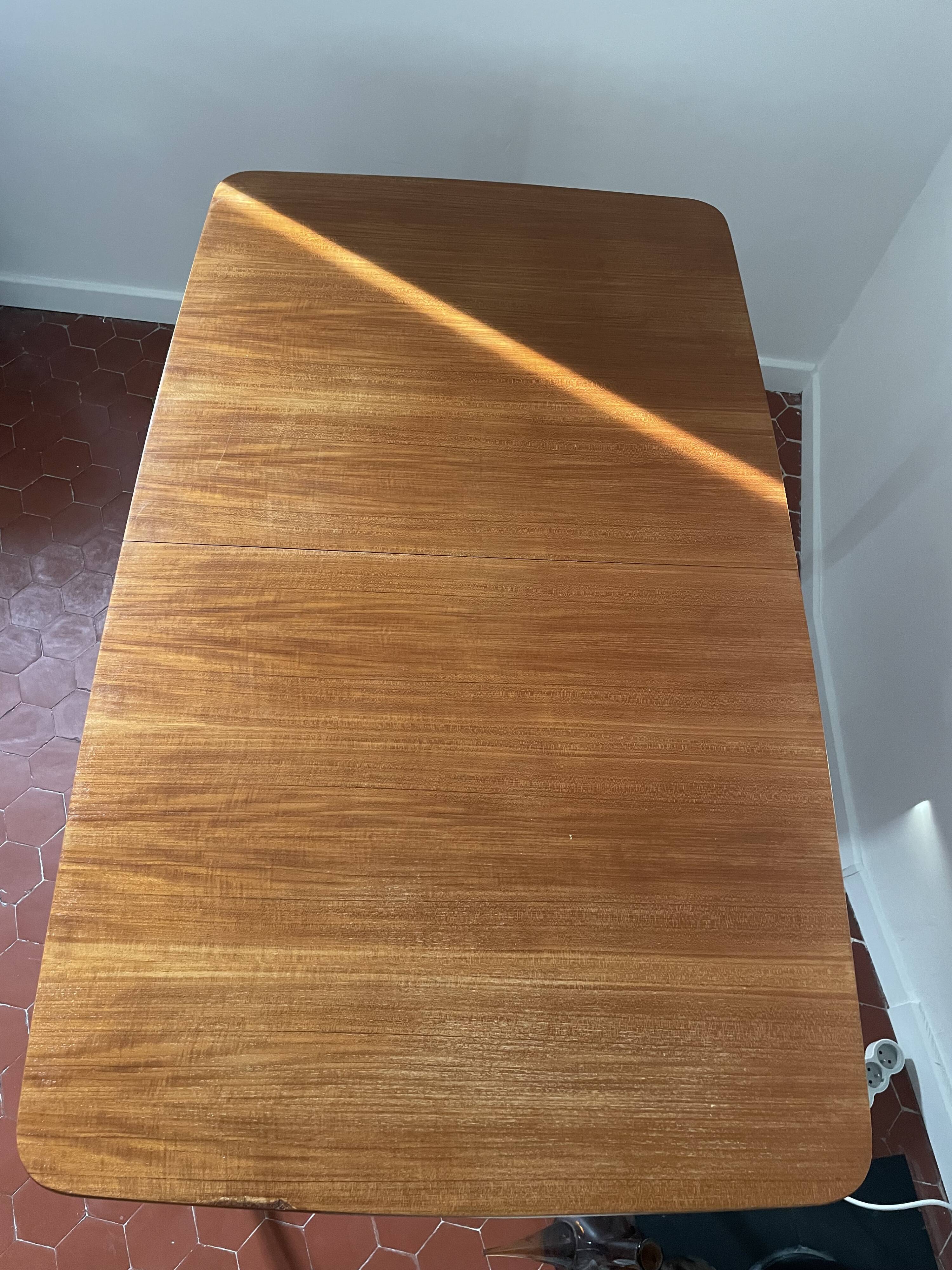 Table à manger extensible scandinave