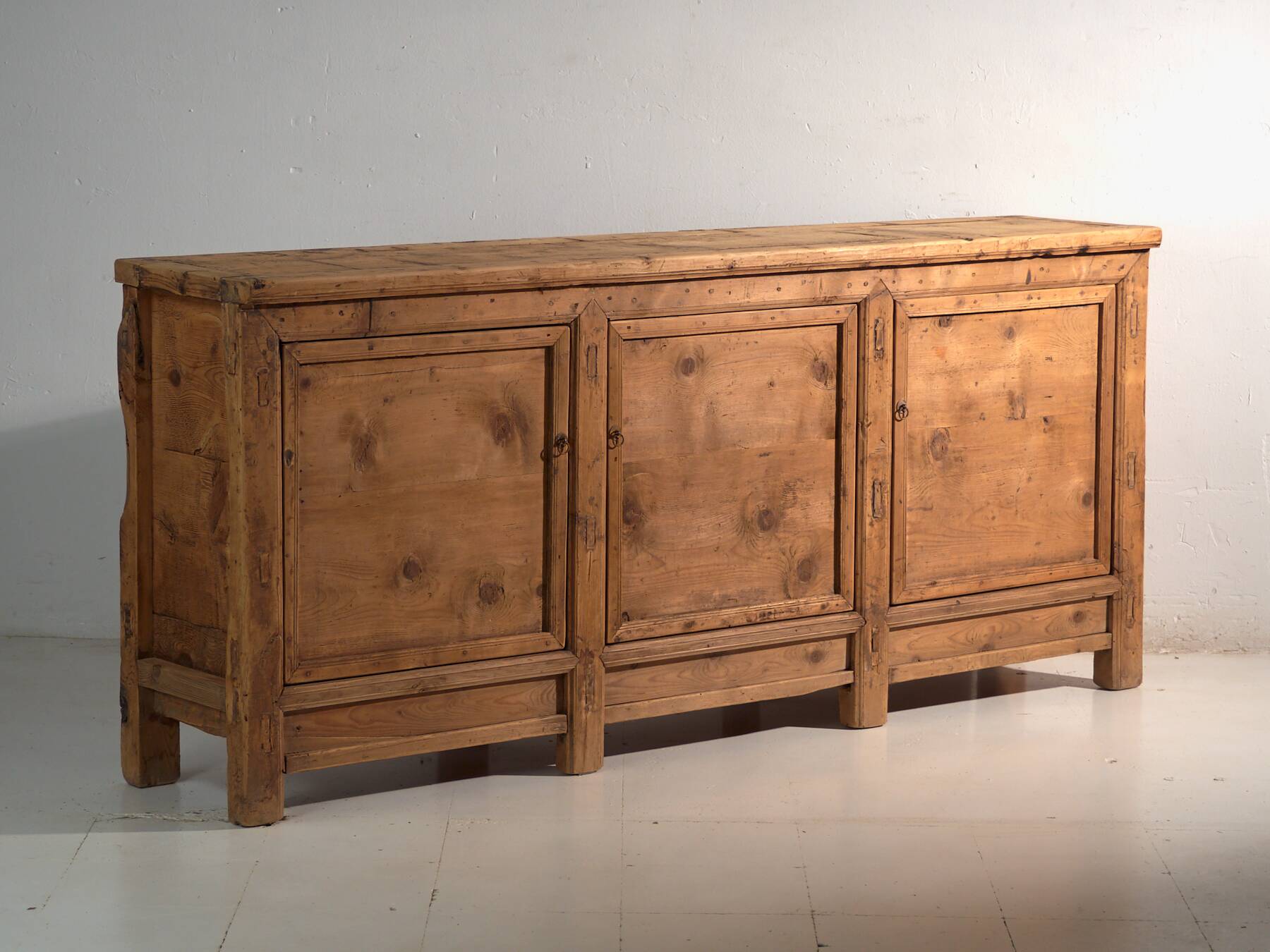 Grand ancient oriental buffet (c.1900) #43