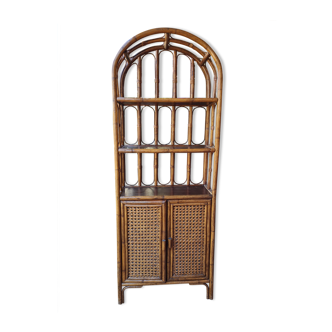 Meuble en rotin et cannage avec ses étagères vintage