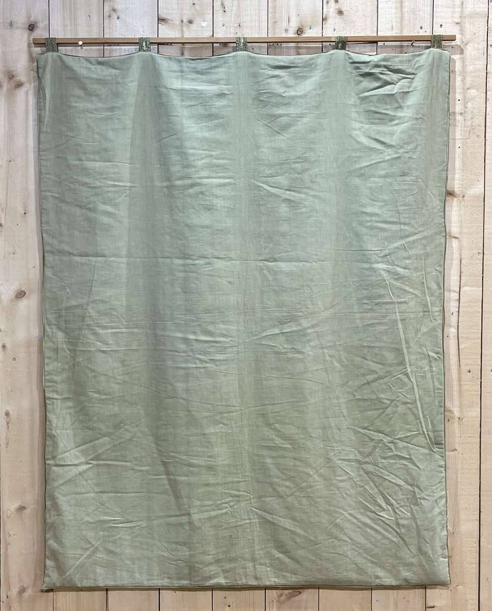 Printed tapestry and embroidery decorated with a medieval hunting scene - 1m50x1m12