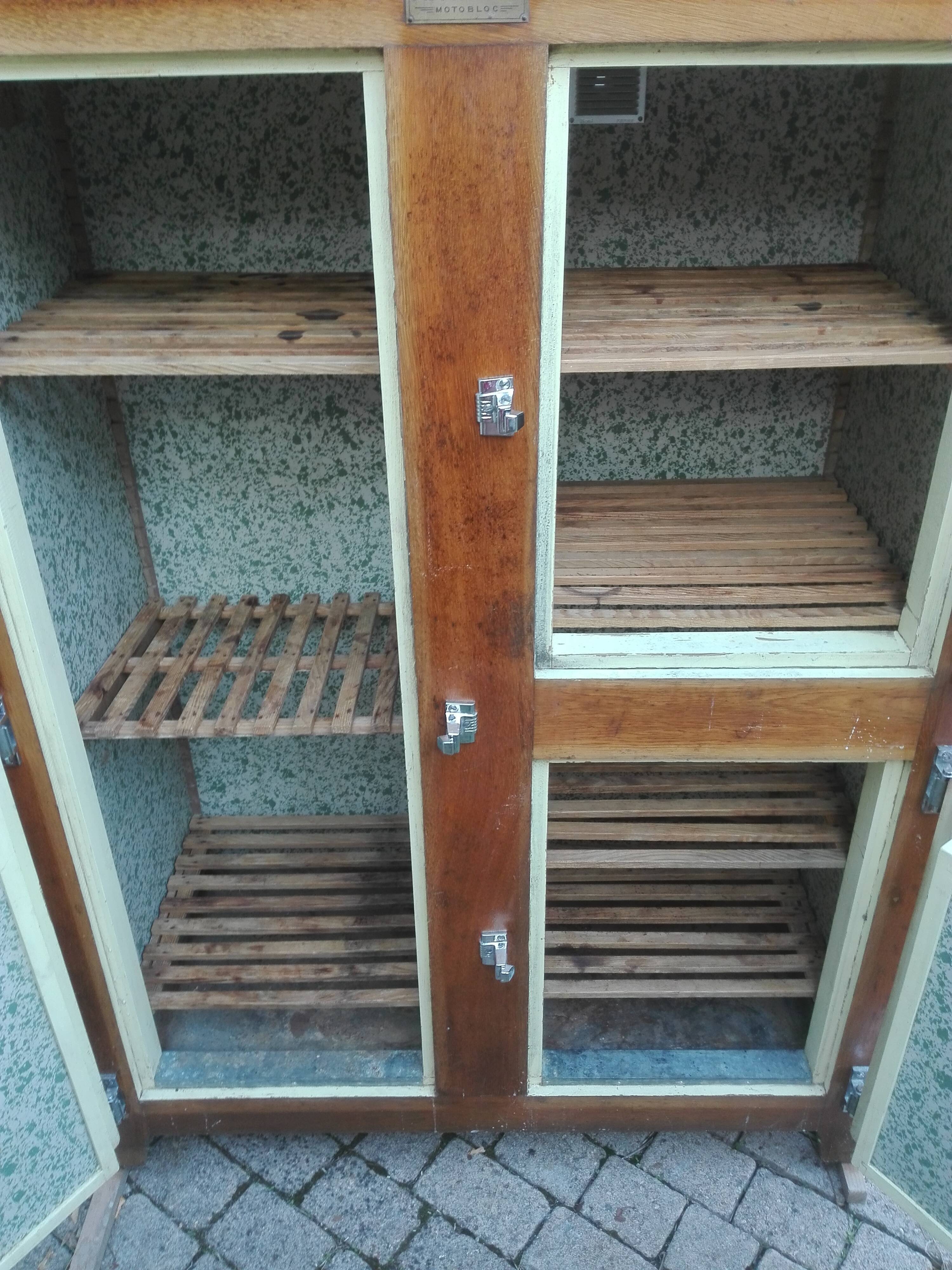 Fridge cooler of meat