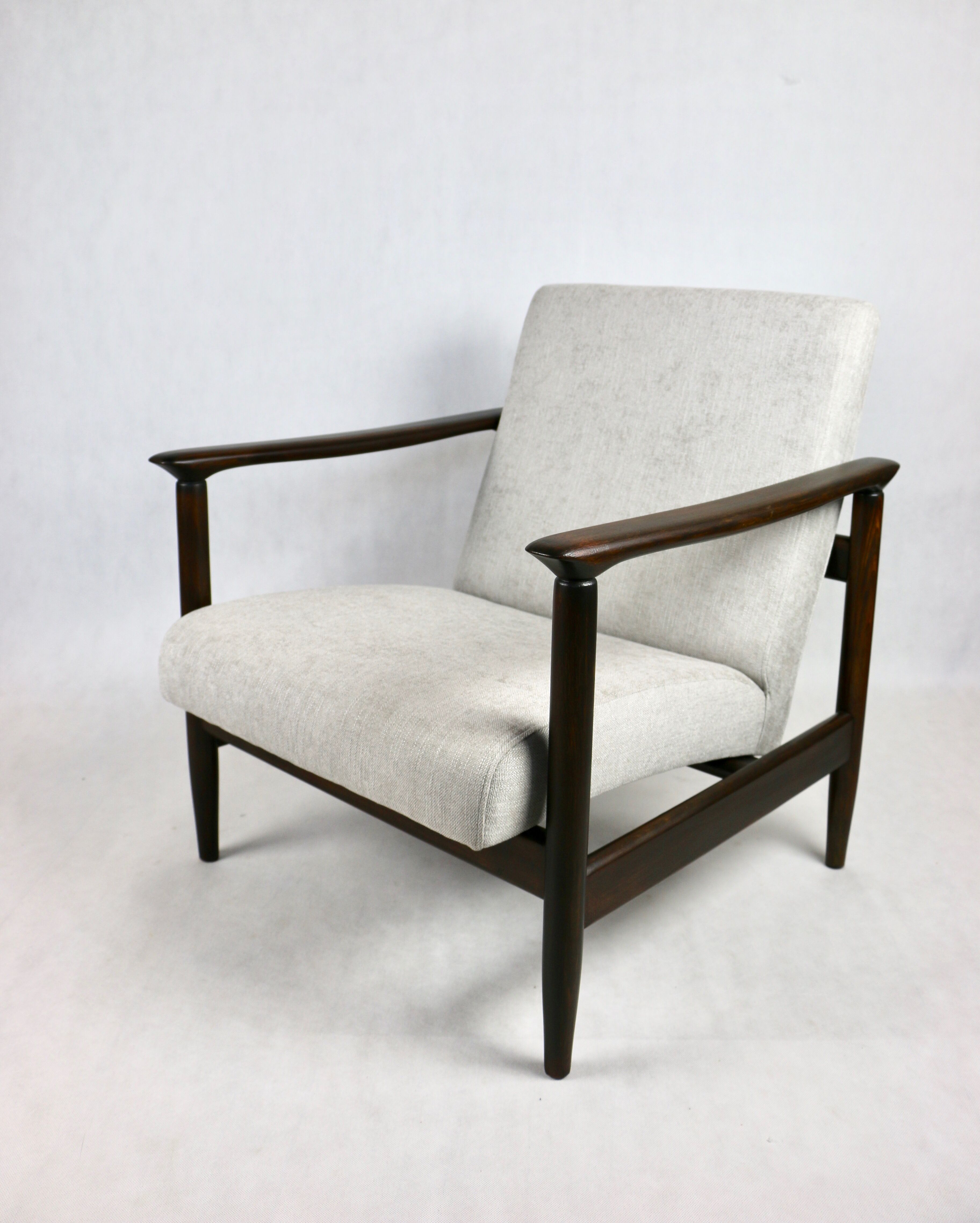 Light grey GFM-142 Chair by Edmund Homa, 1970s