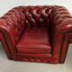 Fauteuil Chesterfield cuir bordeaux clair
