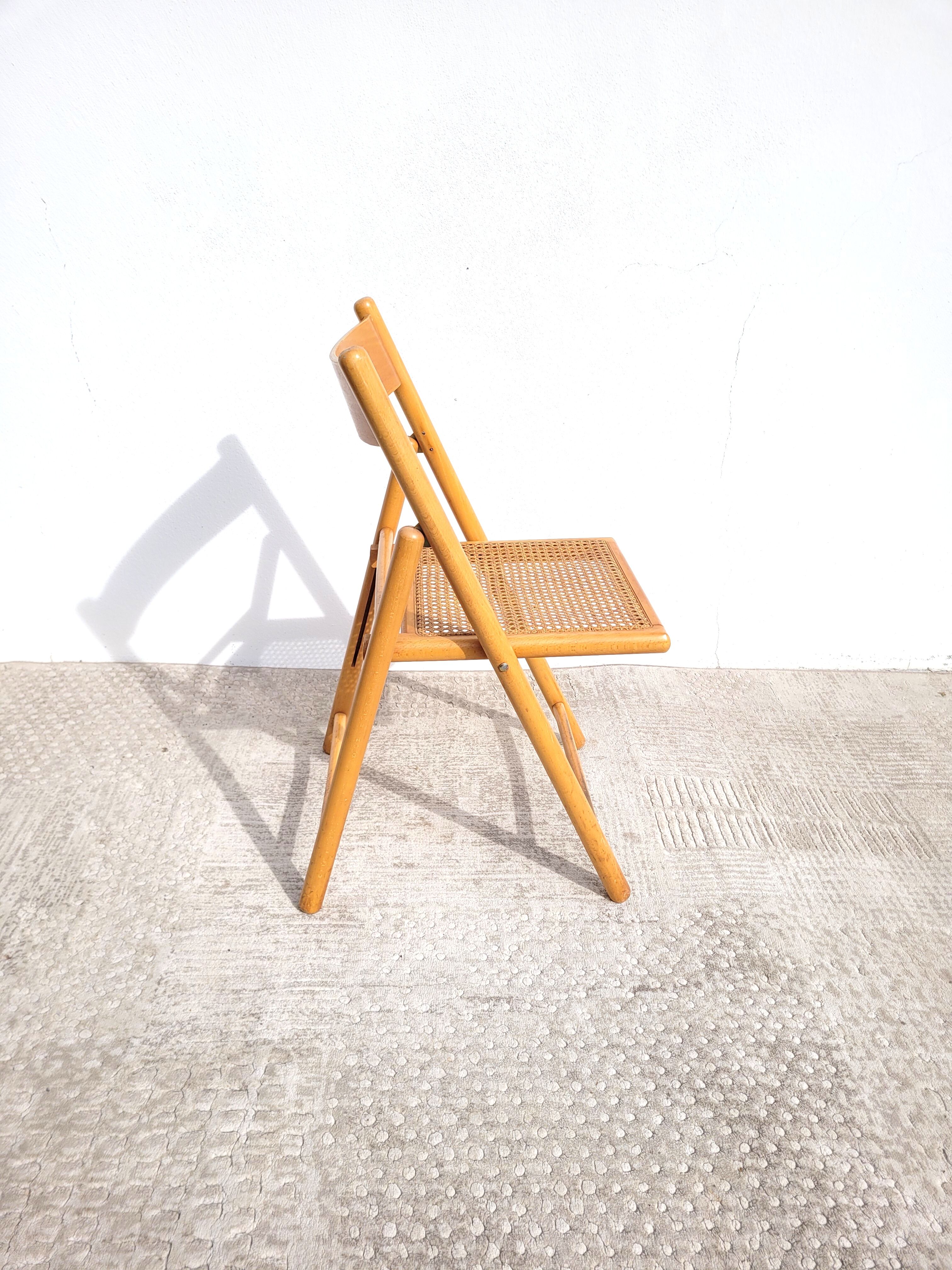 Folding chair vintage cannage 1970