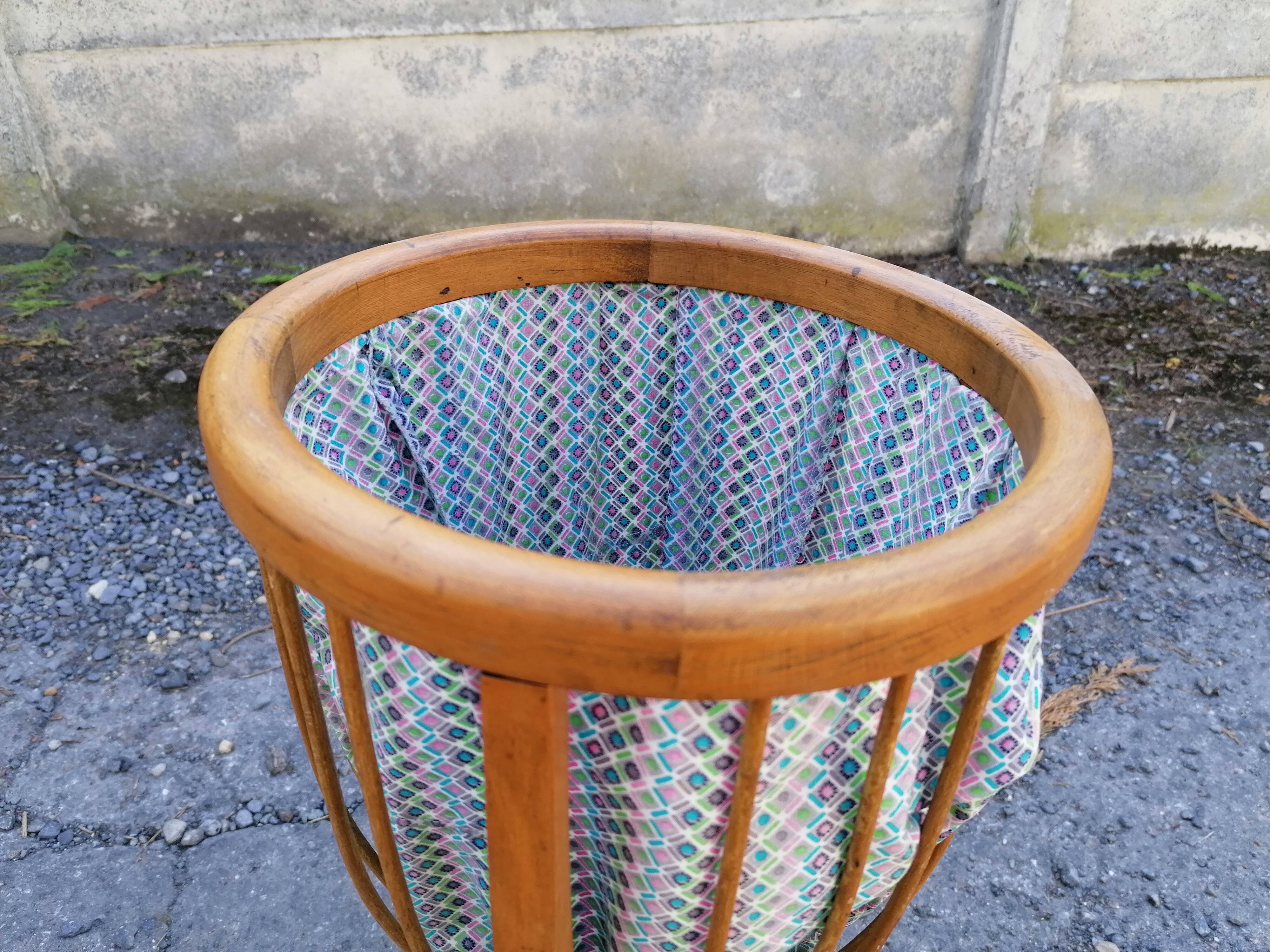 Travailleuse de couturière bois courbé tissu tripode vintage
