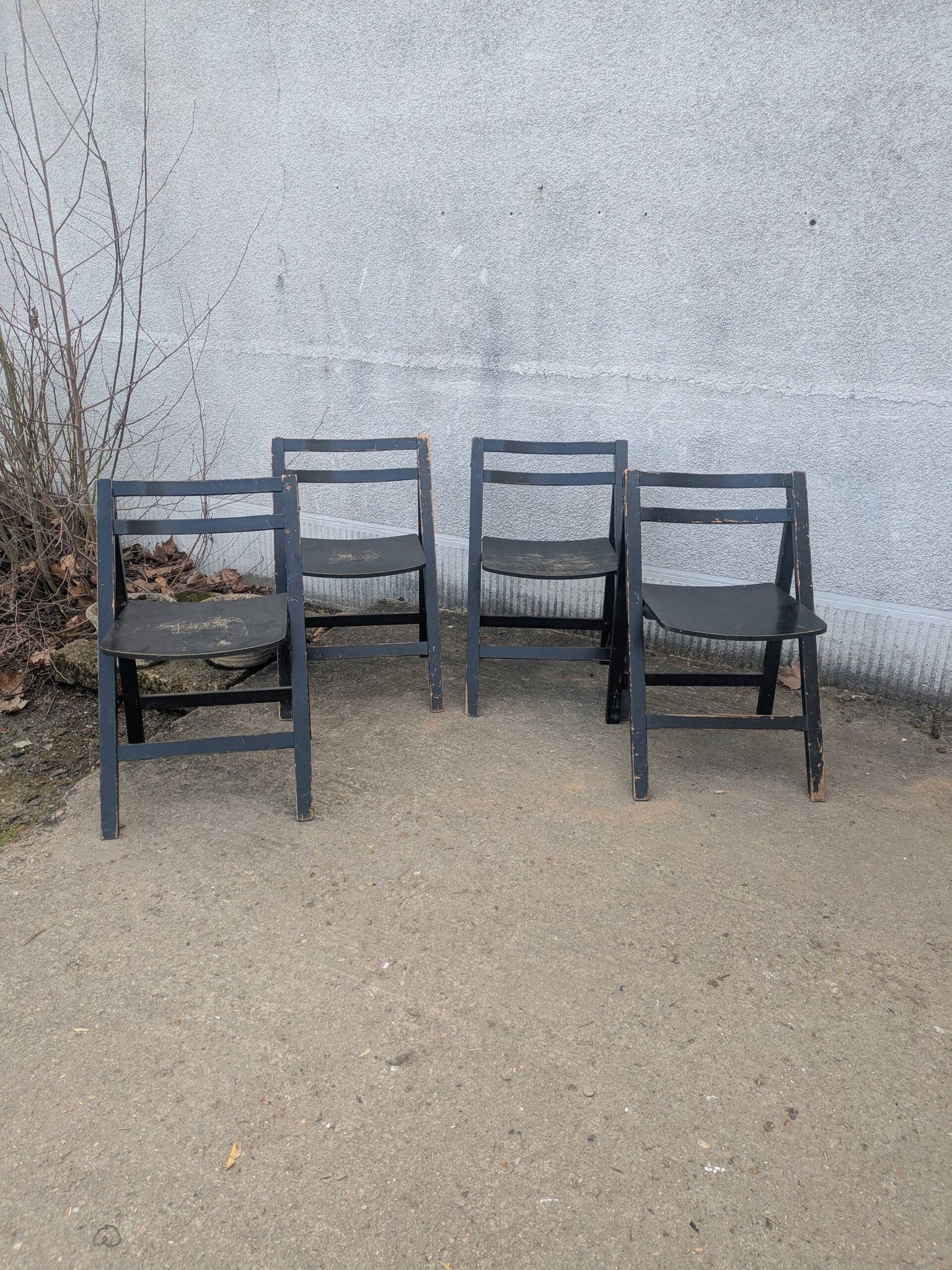 Pair of folding chairs