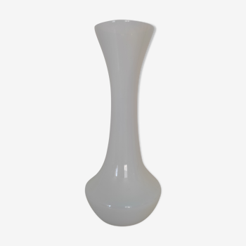 Vase balustre en opaline de Sèvres