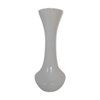 Baluster vase in opaline of Sèvres