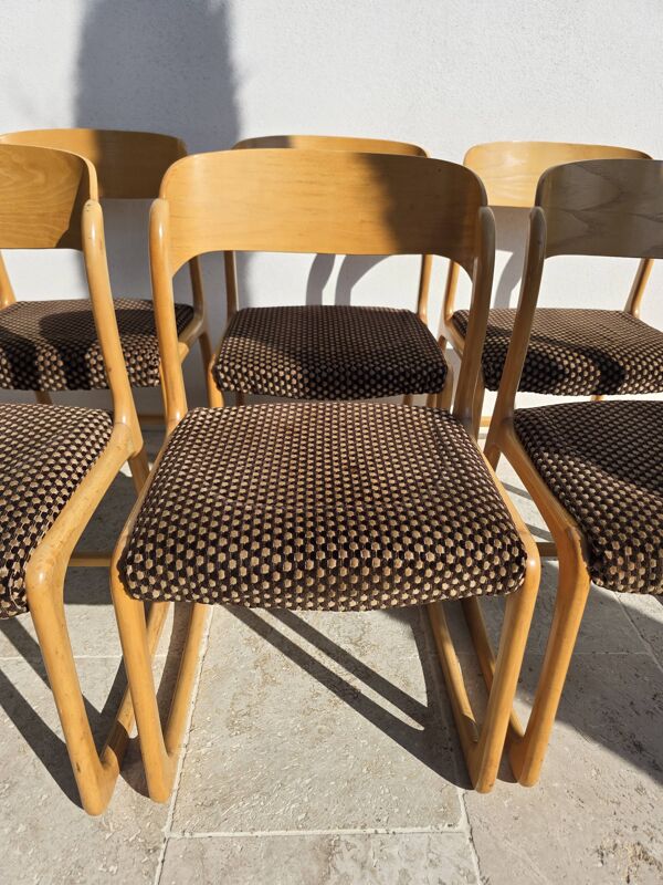 Chaise traineau Baumann