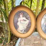 Set of 2 oval paintings