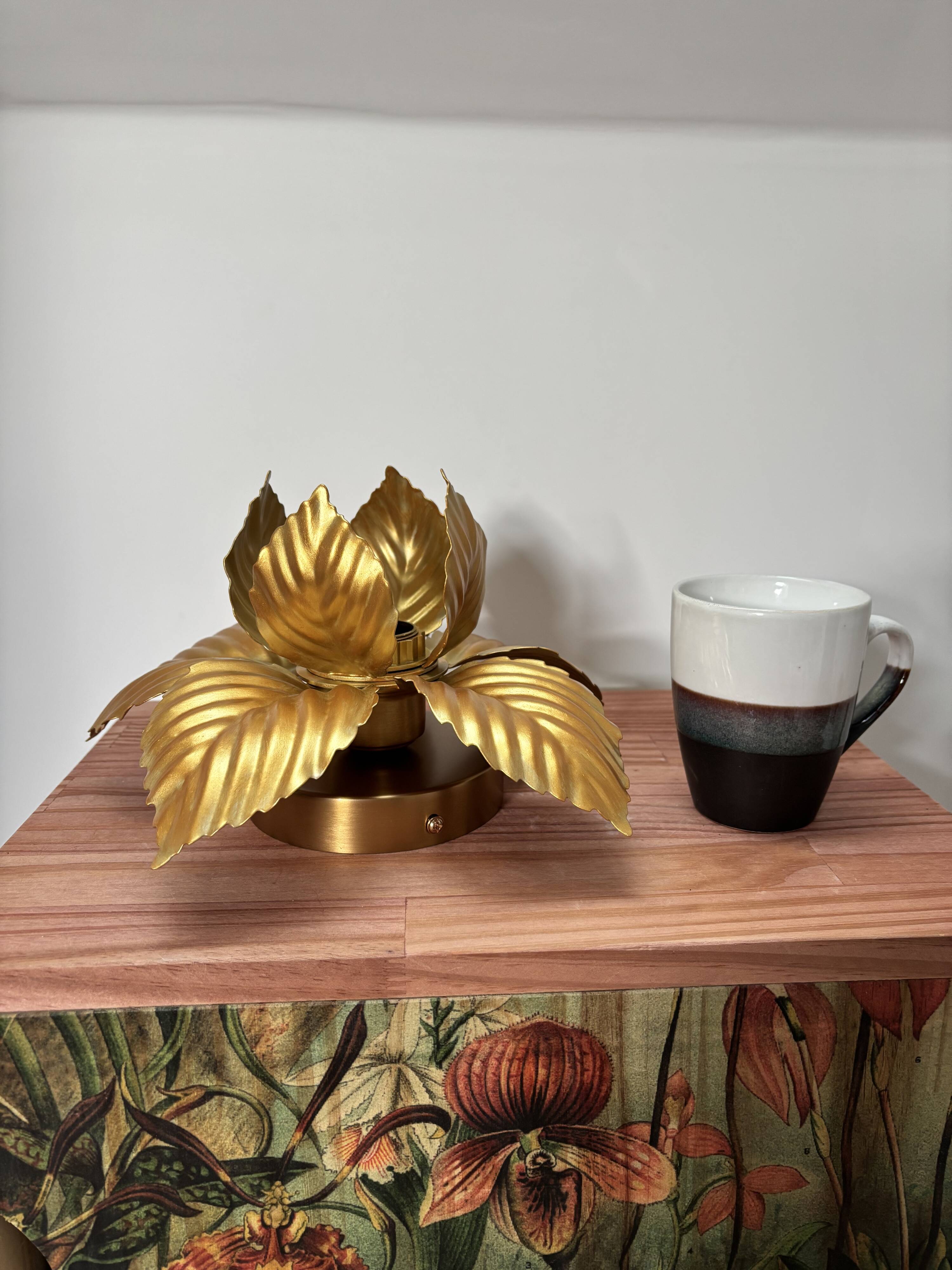 Wall or ceiling light with golden leaf flowers