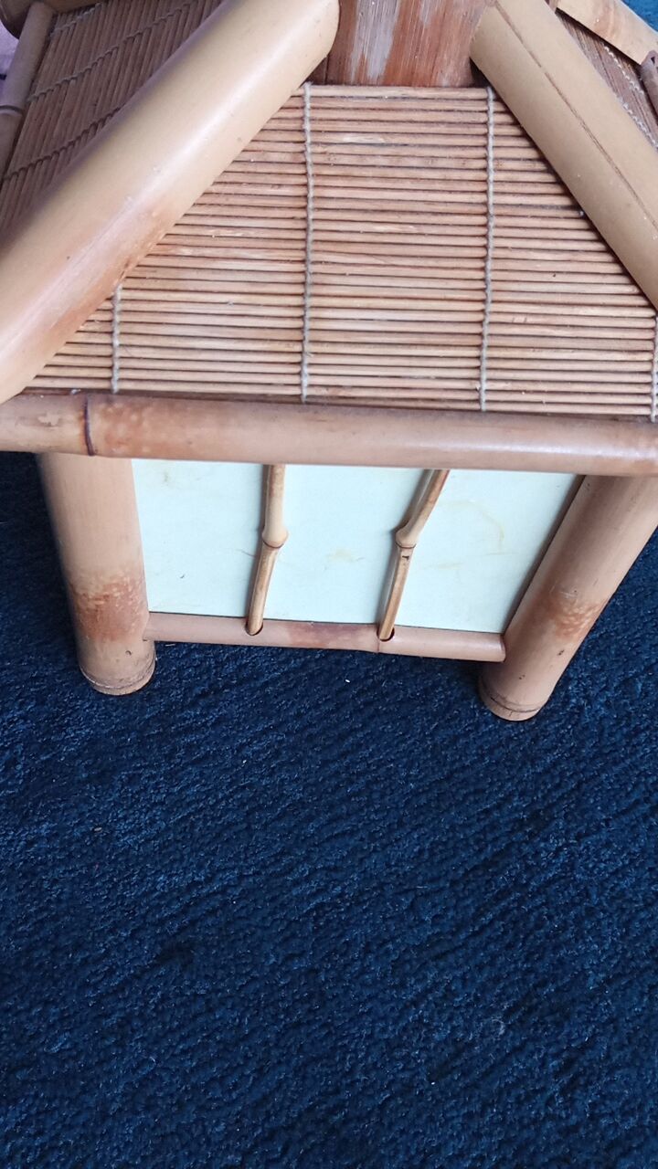 Vintage bamboo suspension