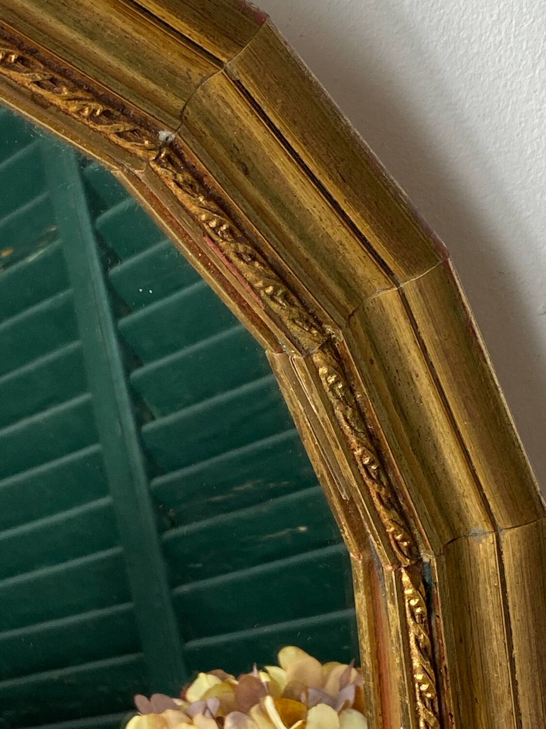 Miroir rond vintage en bois