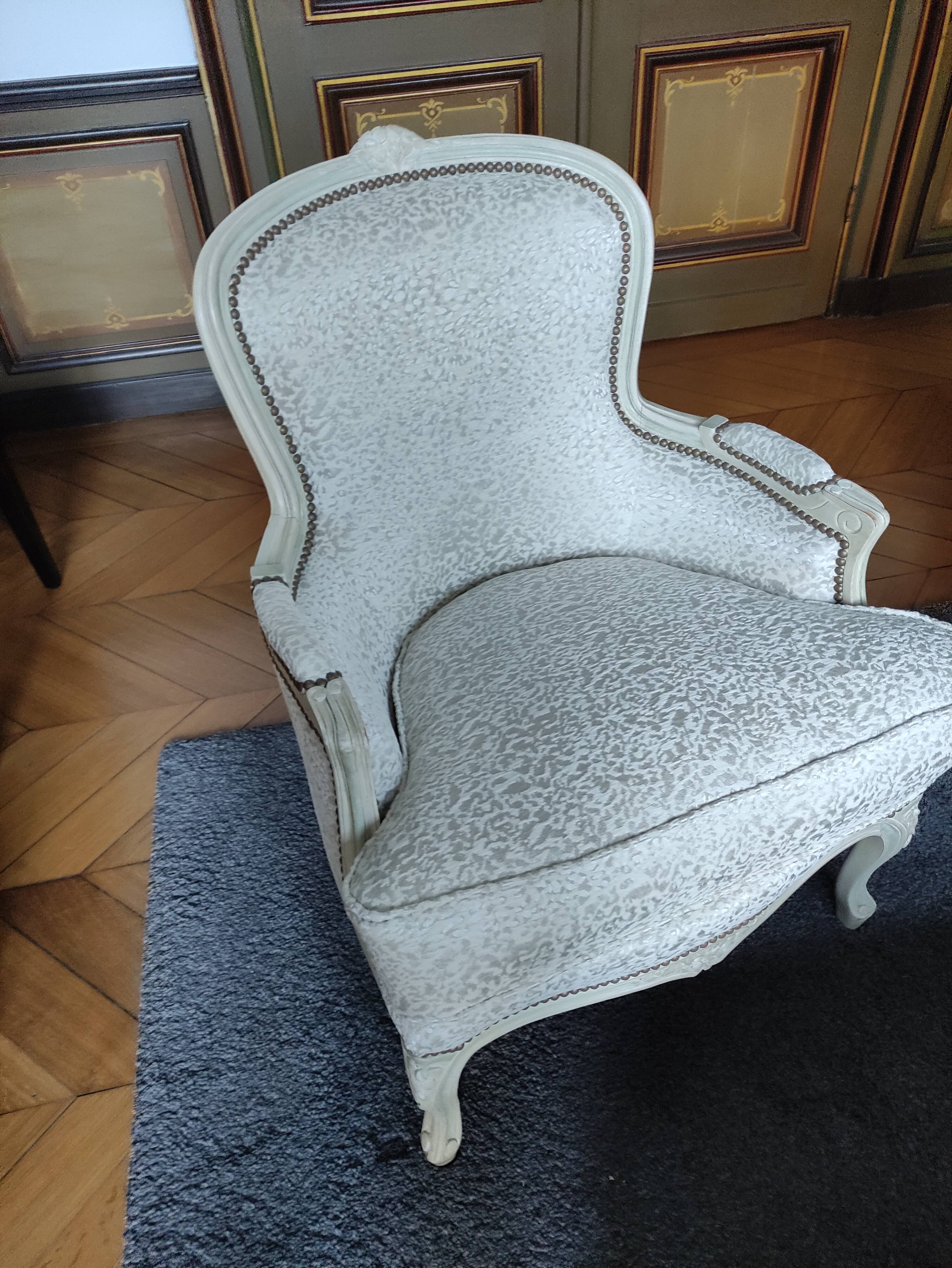 Pair of louis xv shepherdesses