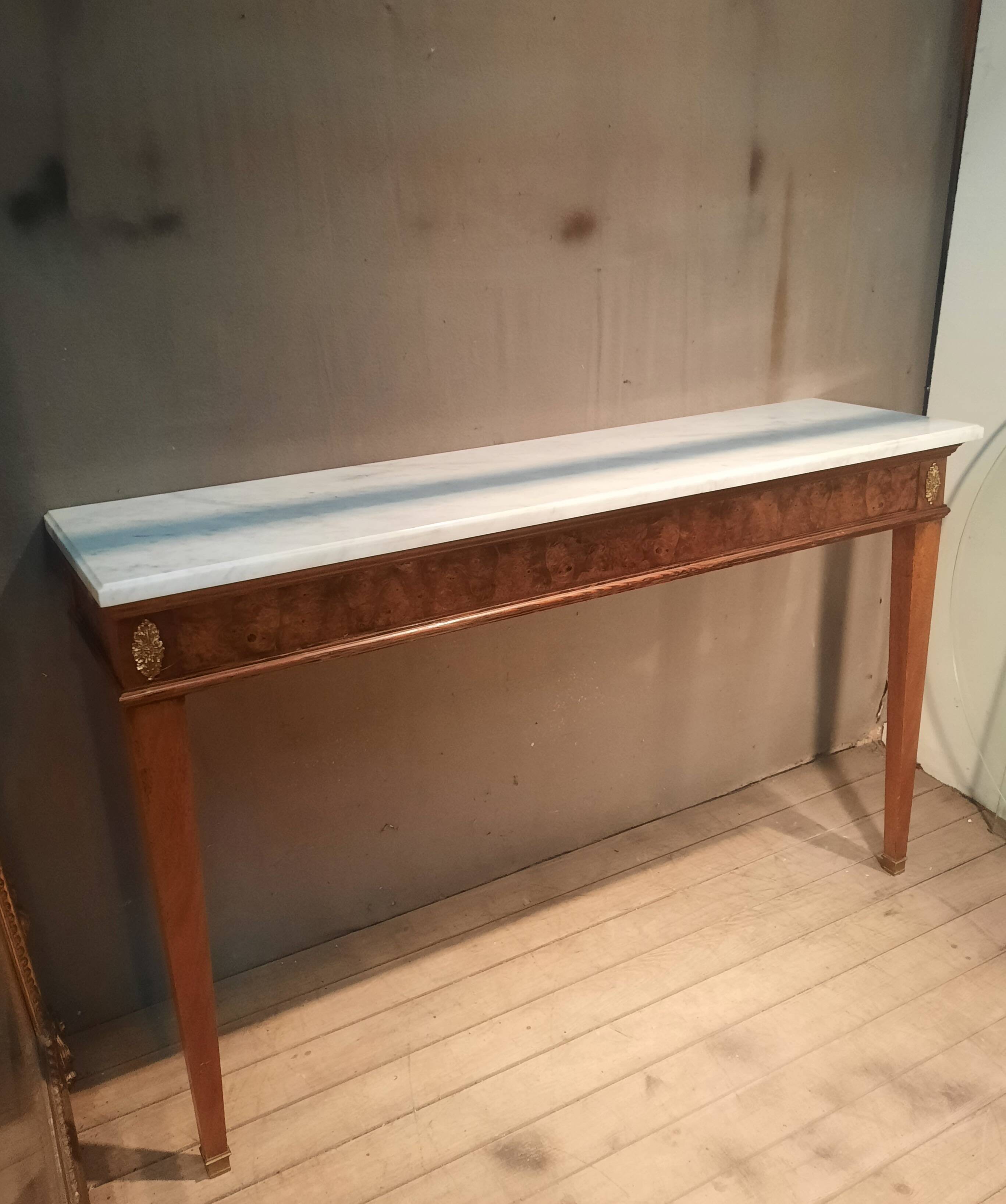 Large console style Louis XVI