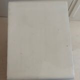 Table de chevet ou d’appoint en niche style Mykonos Bali béton ciré