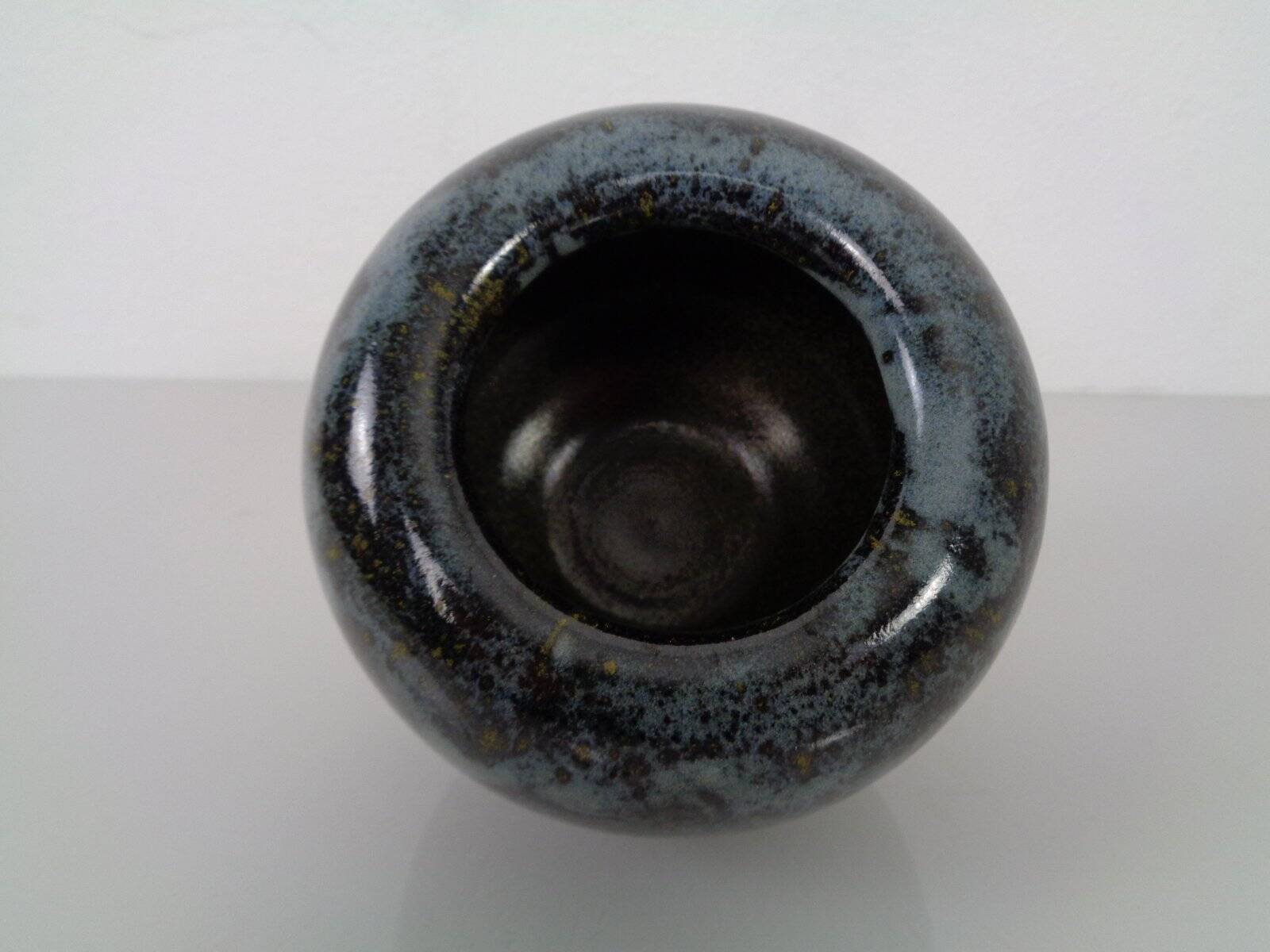 Studio ceramic vase by Horst Kerstan, Germany, 1960s.