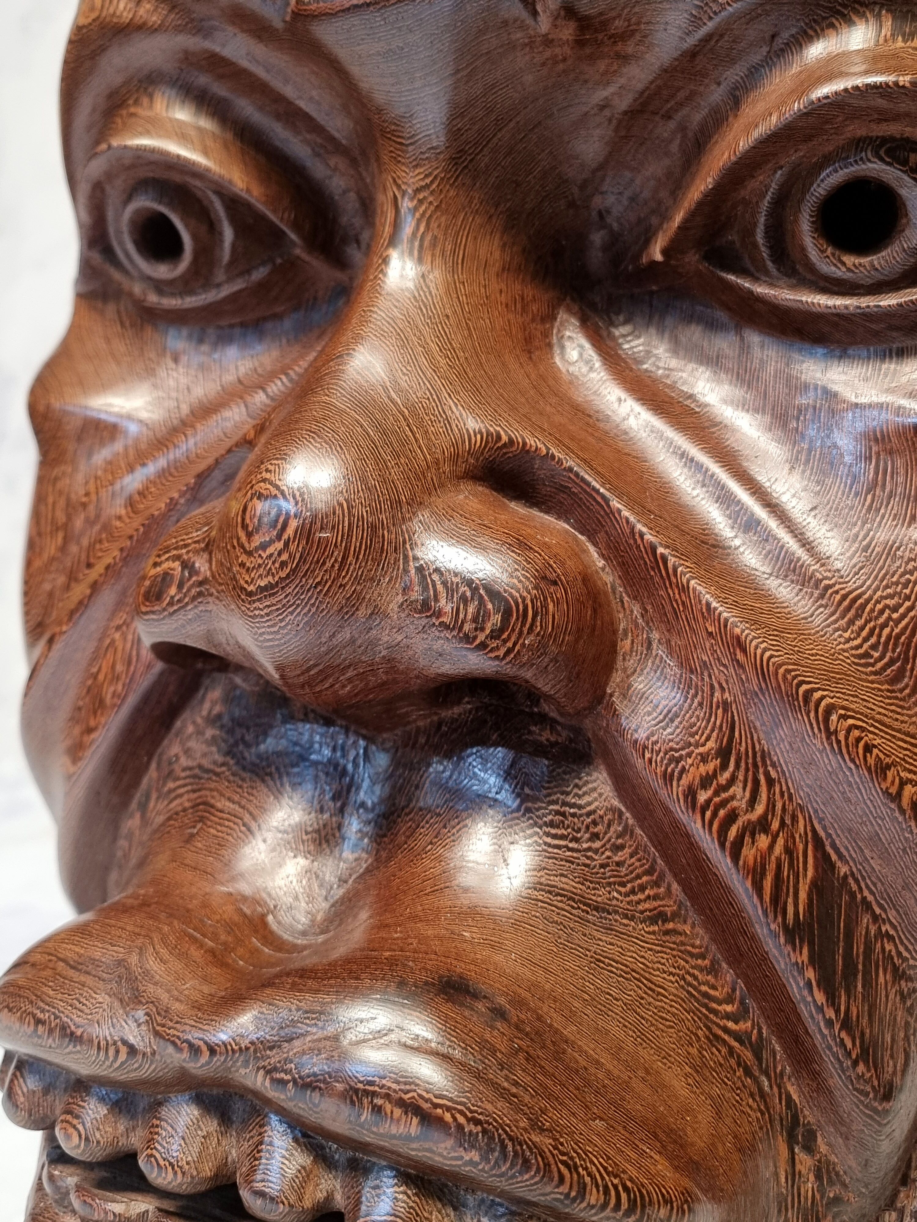 Sculpture of an african head and its base - wenge wood 1960