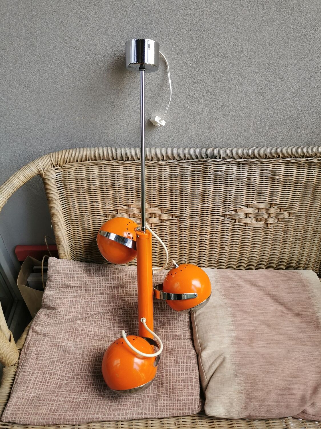 Vintage Space Age 70s Pendant Light – 3 Adjustable Spotlights – Orange