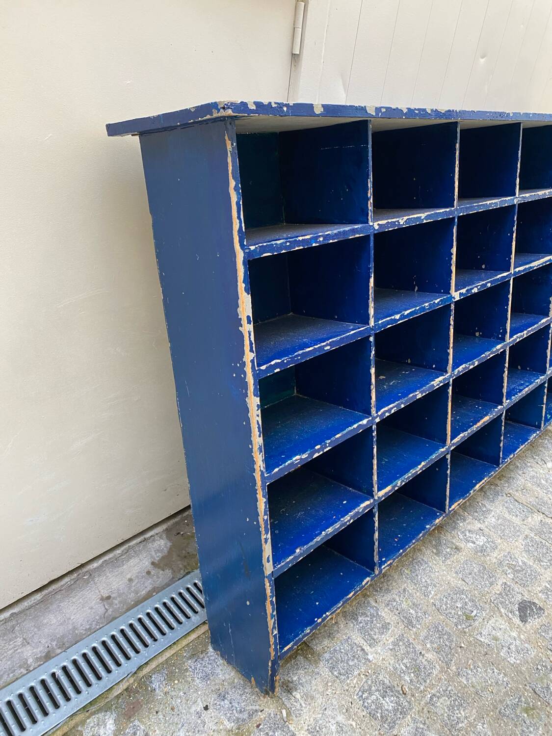 School locker furniture for professions