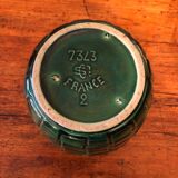 St Clement's ceramic pot cache