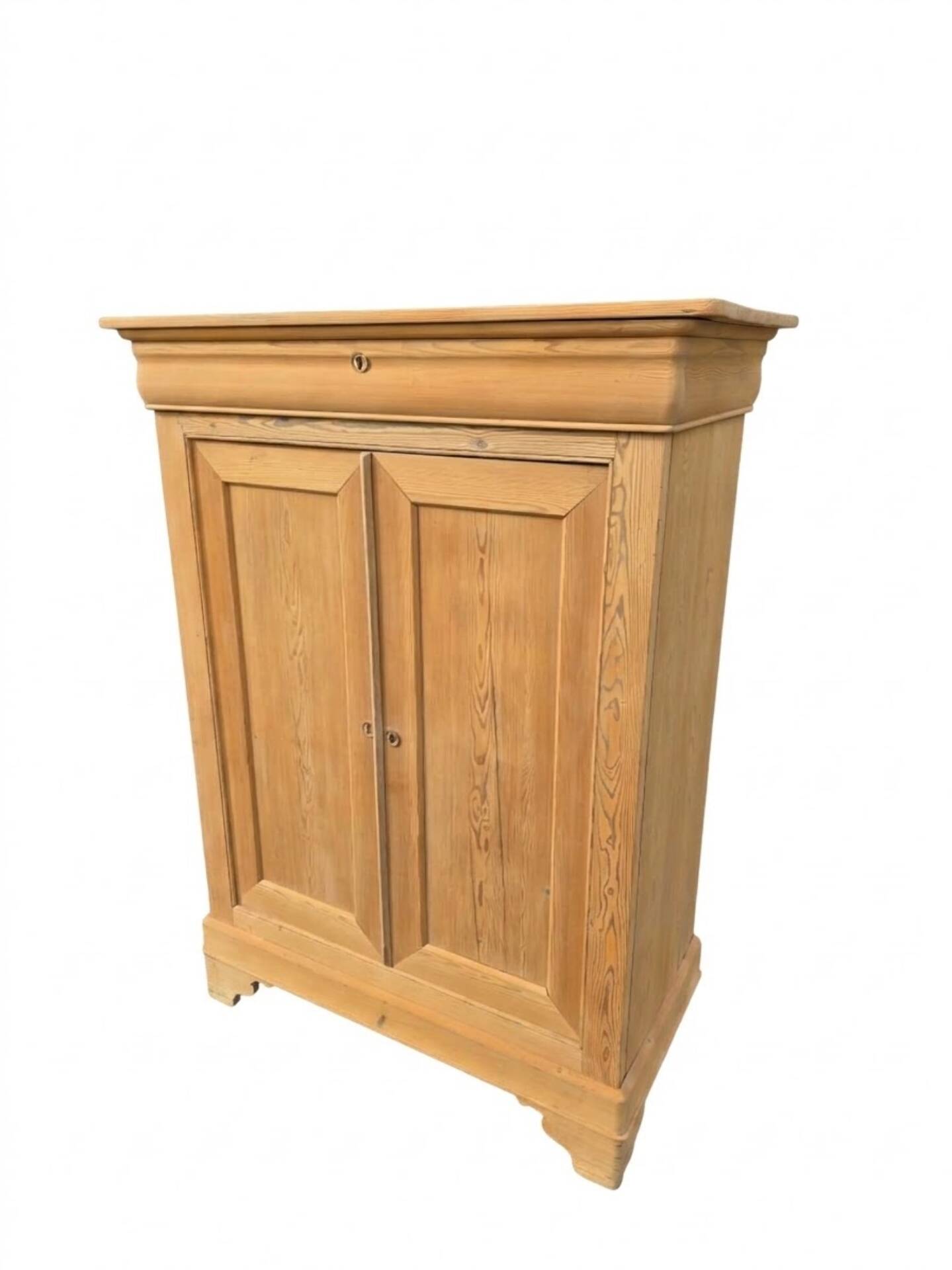 Buffet parisien en sapin