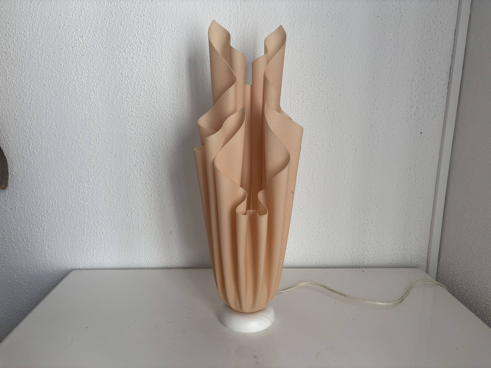 Vintage 1970 Athéna lamp by Georgia Jacob, draped in salmon - 50 cm