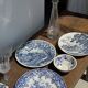 Set of 2 earthenware plates with blue decoration of a bridge and castle
