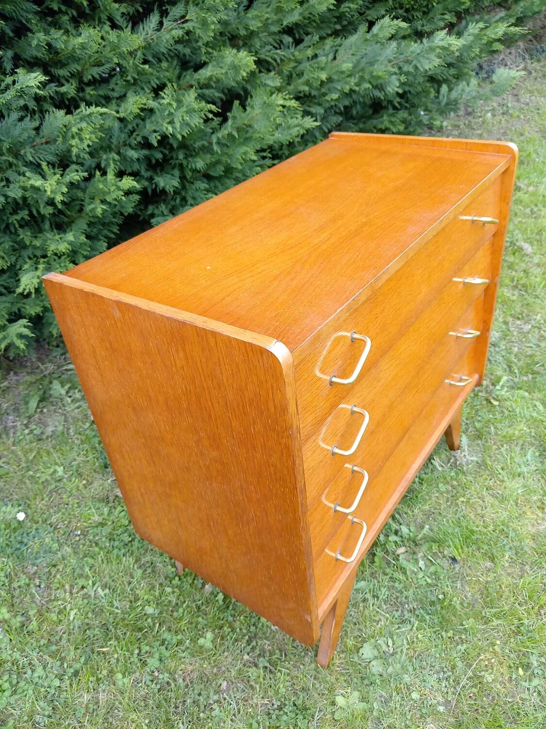 Vintage chest of drawers