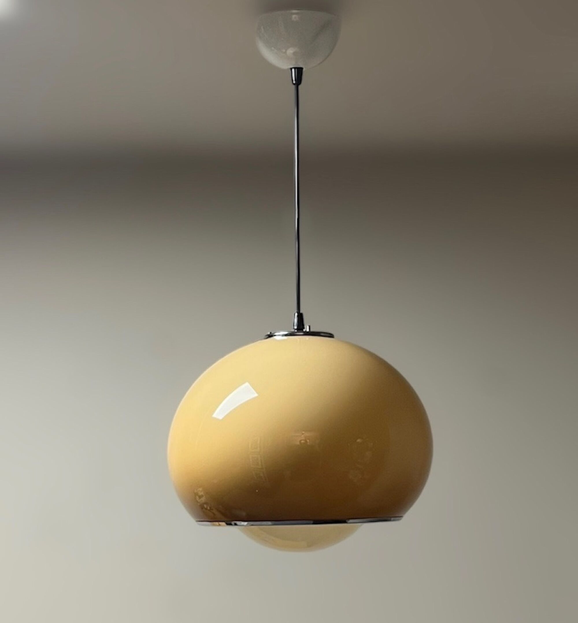 Space age lamp bud gradient brown harvey guzzini, 60s