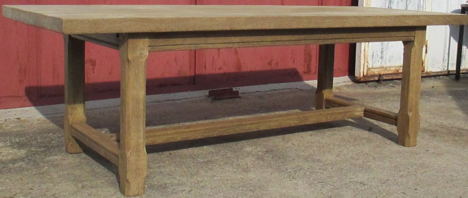 Farm table in washed oak
