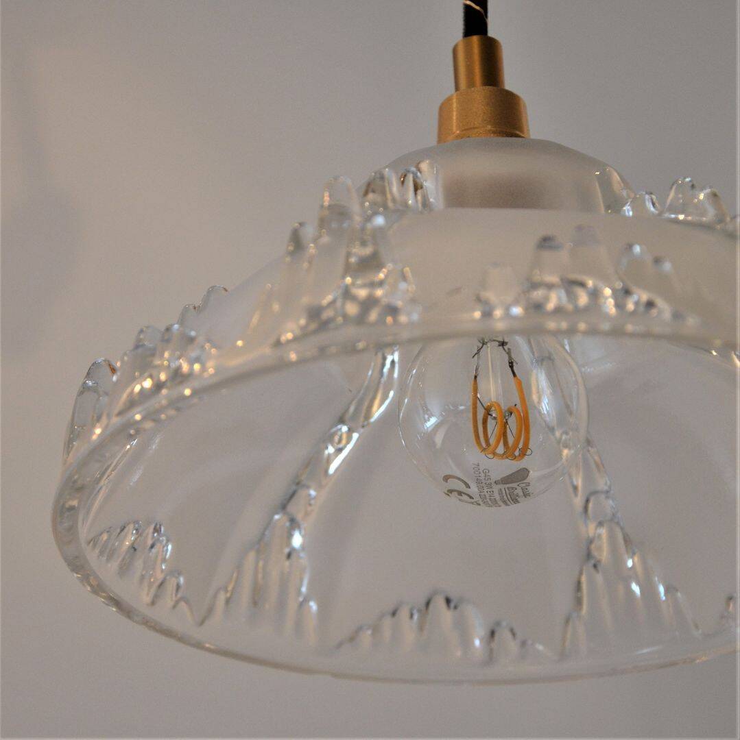 Ezan glass pendant light