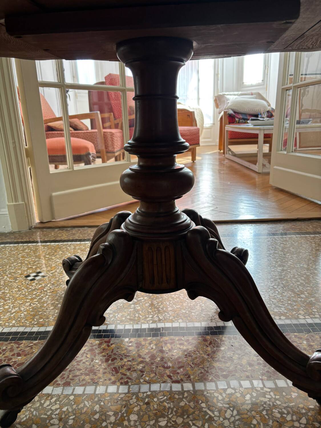 Violin Table