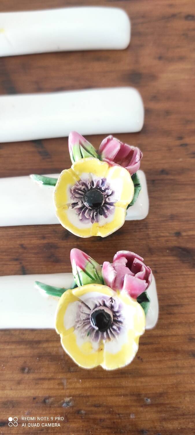 Flower Knife Holders