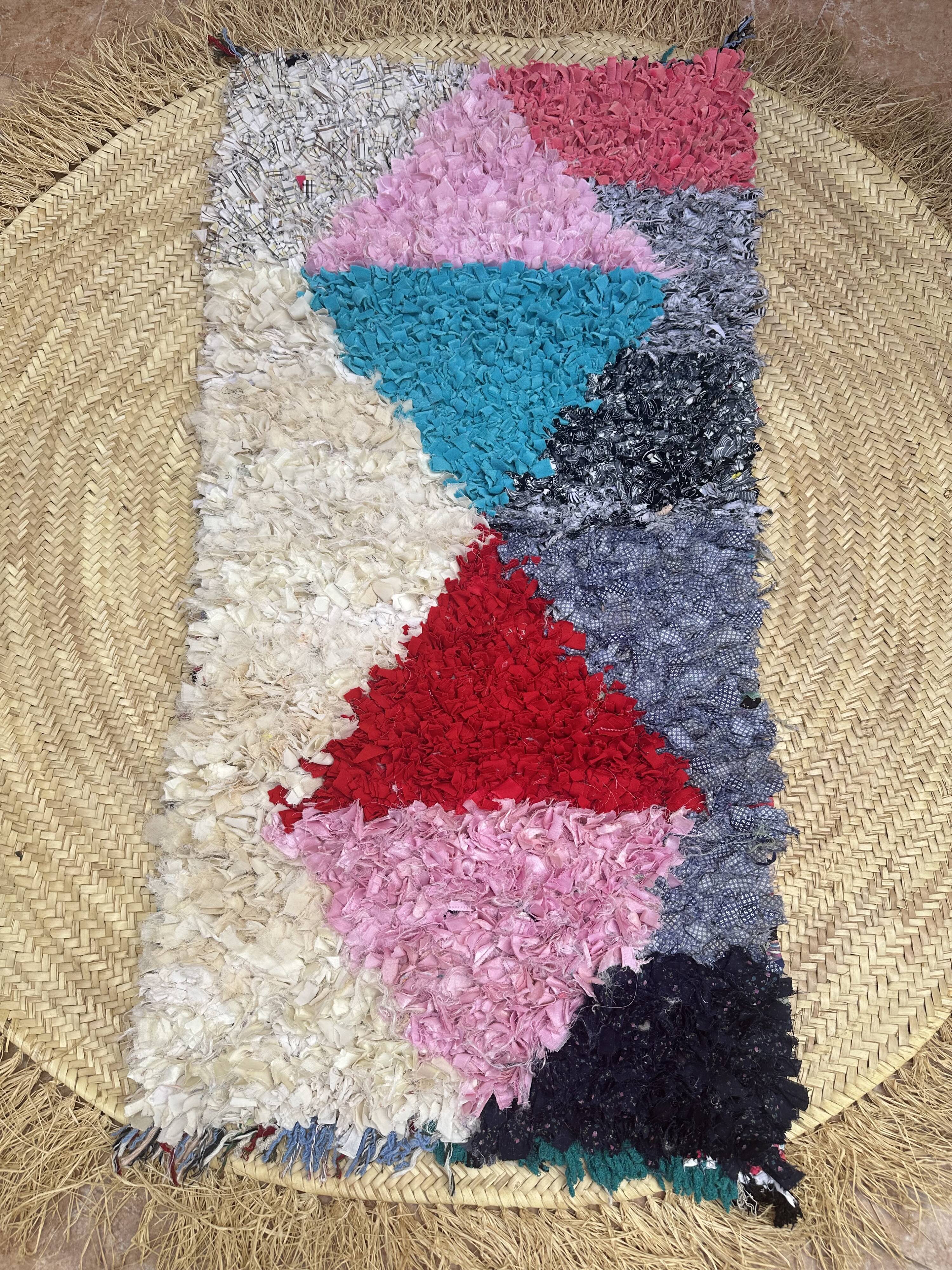 Small Moroccan rug - Vintage Art Deco rug - The Moroccan rug