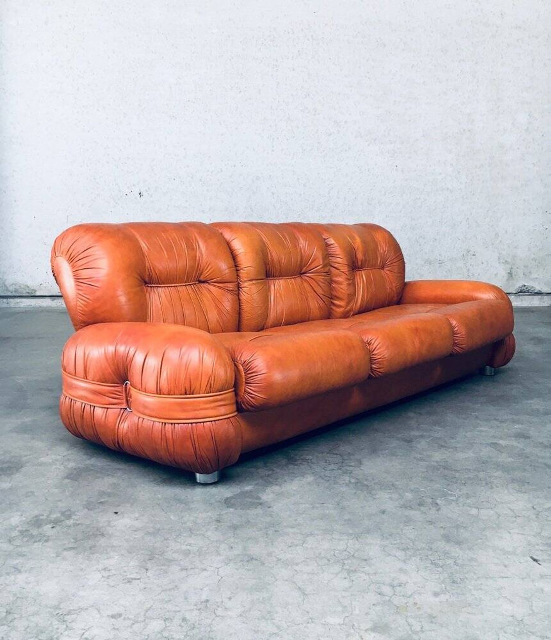 Mid-Century Modern Italian Leather 3 Seat Sofa, 1970s