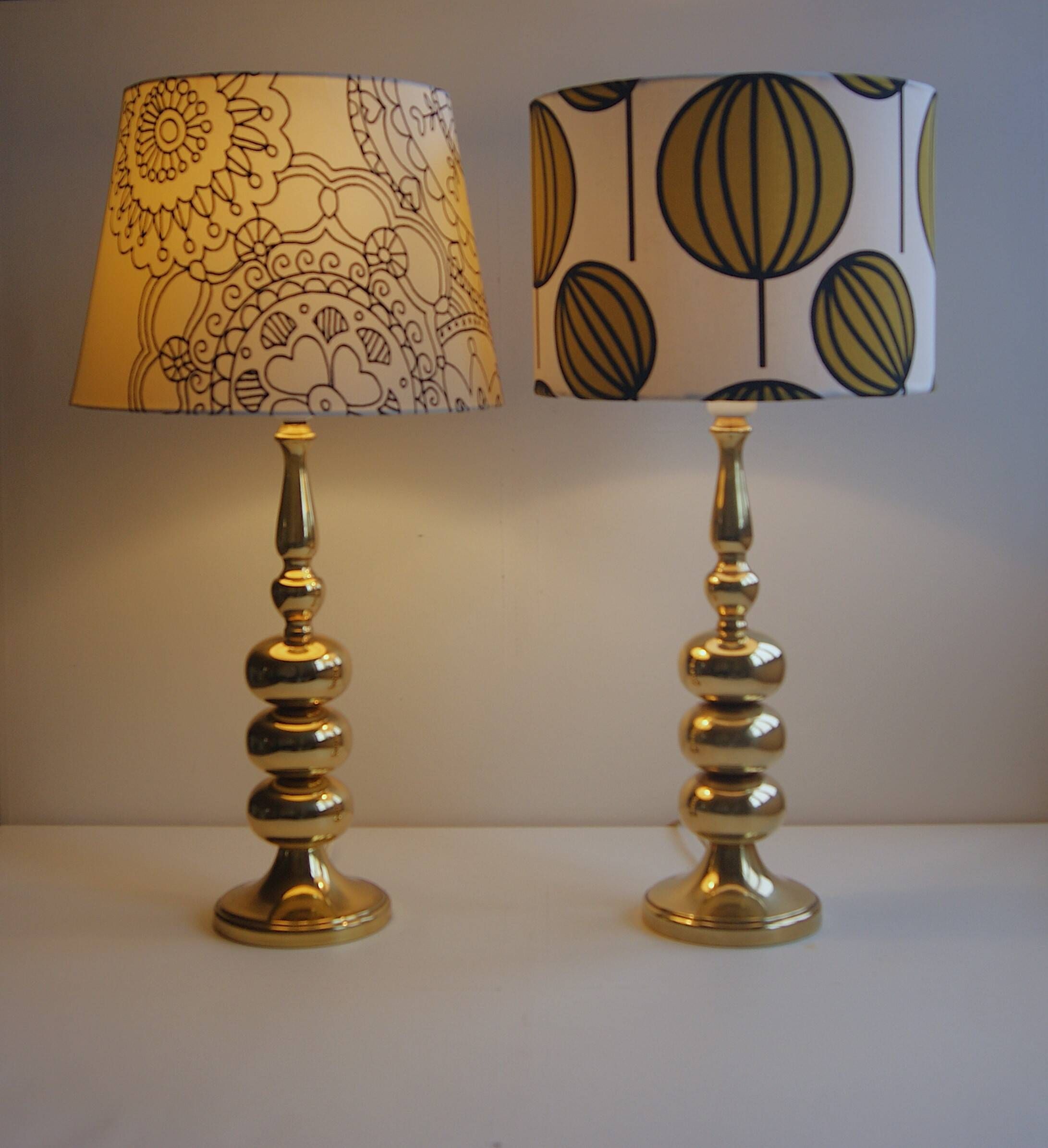 Paire de grandes lampes de table en laiton "boules empilées" de Frandsen Danemark. Années 1960.