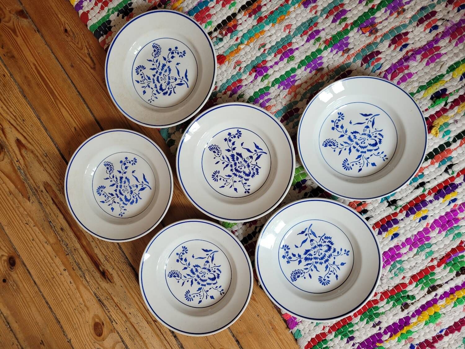 Lot n°2 of 6 K&G Luneville Oeillet soup plates