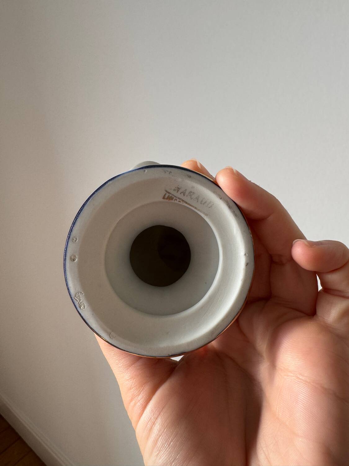 Louise porcelain busts