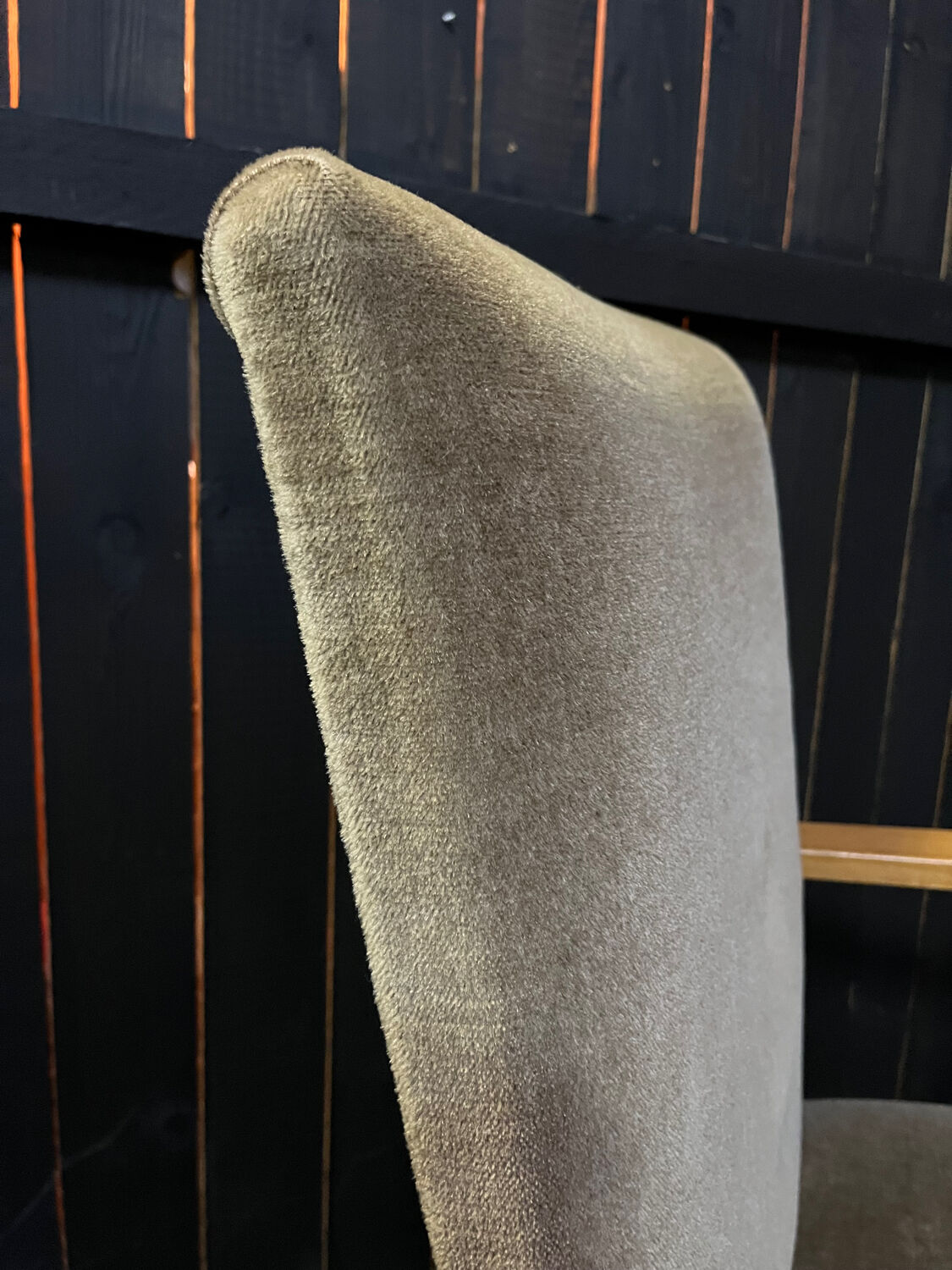 Pair of compass leg armchairs Velvet 1950