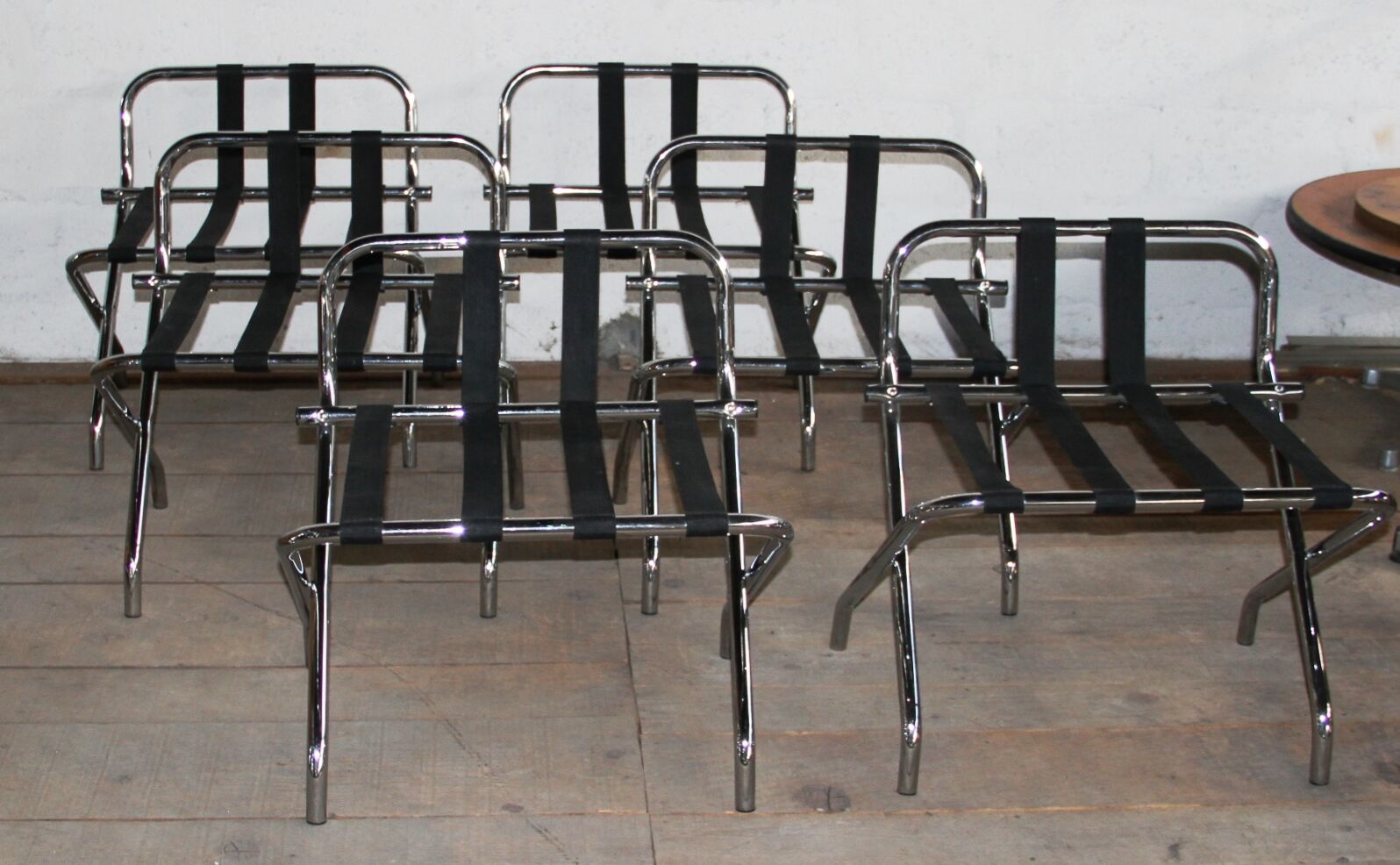 Set of 6 design luggage racks