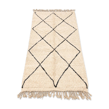Beni Ouarain Berber rug in cream and black wool – 150 × 260 cm