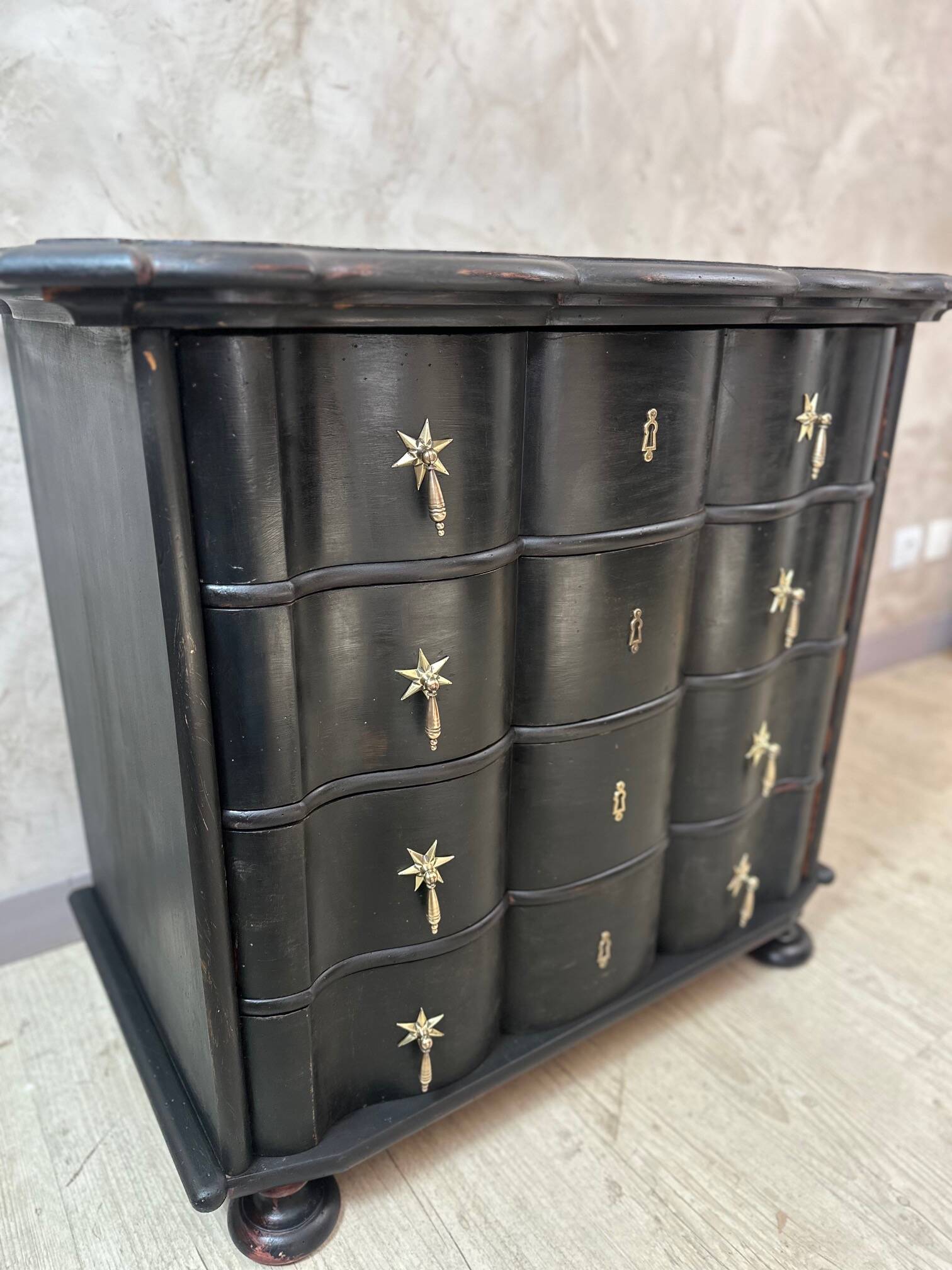 Louis XIV Commode Style