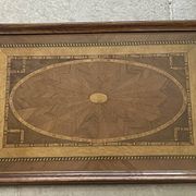 Grand plateau vintage,  marqueterie de bois sous verre