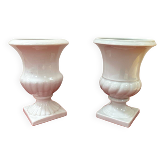 Duo of Medici vases in white porcelain